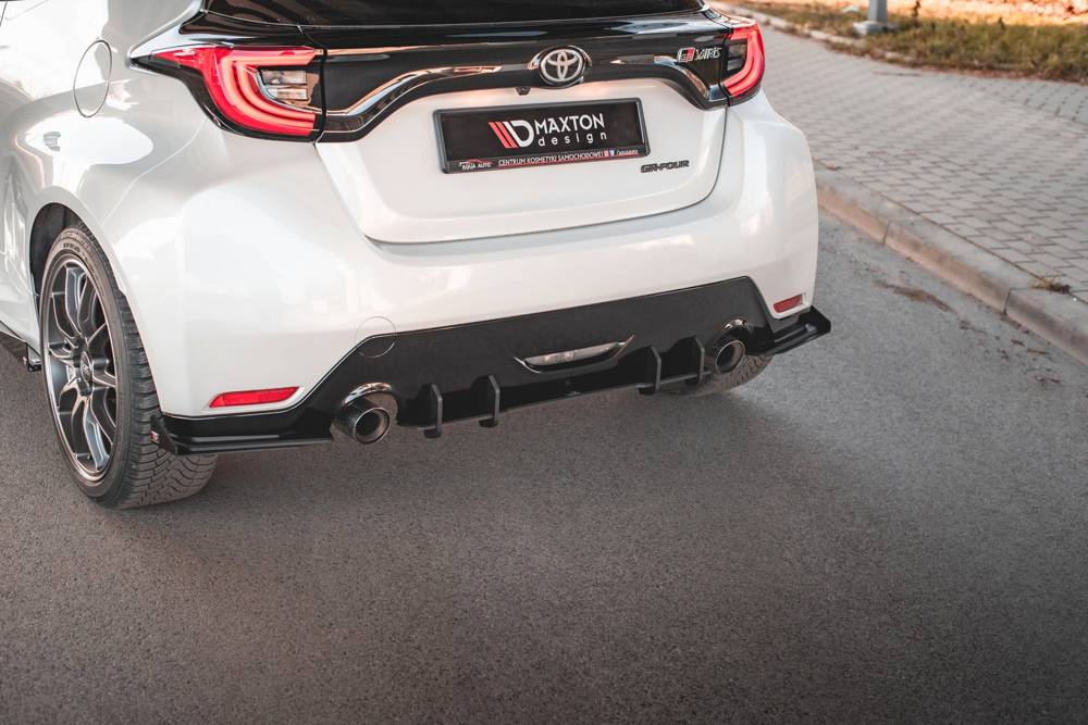 Seitliche Heckdiffusor Erweiterung V.4 für Toyota GR Yaris MK4 Facelift von Maxton Design main image 0