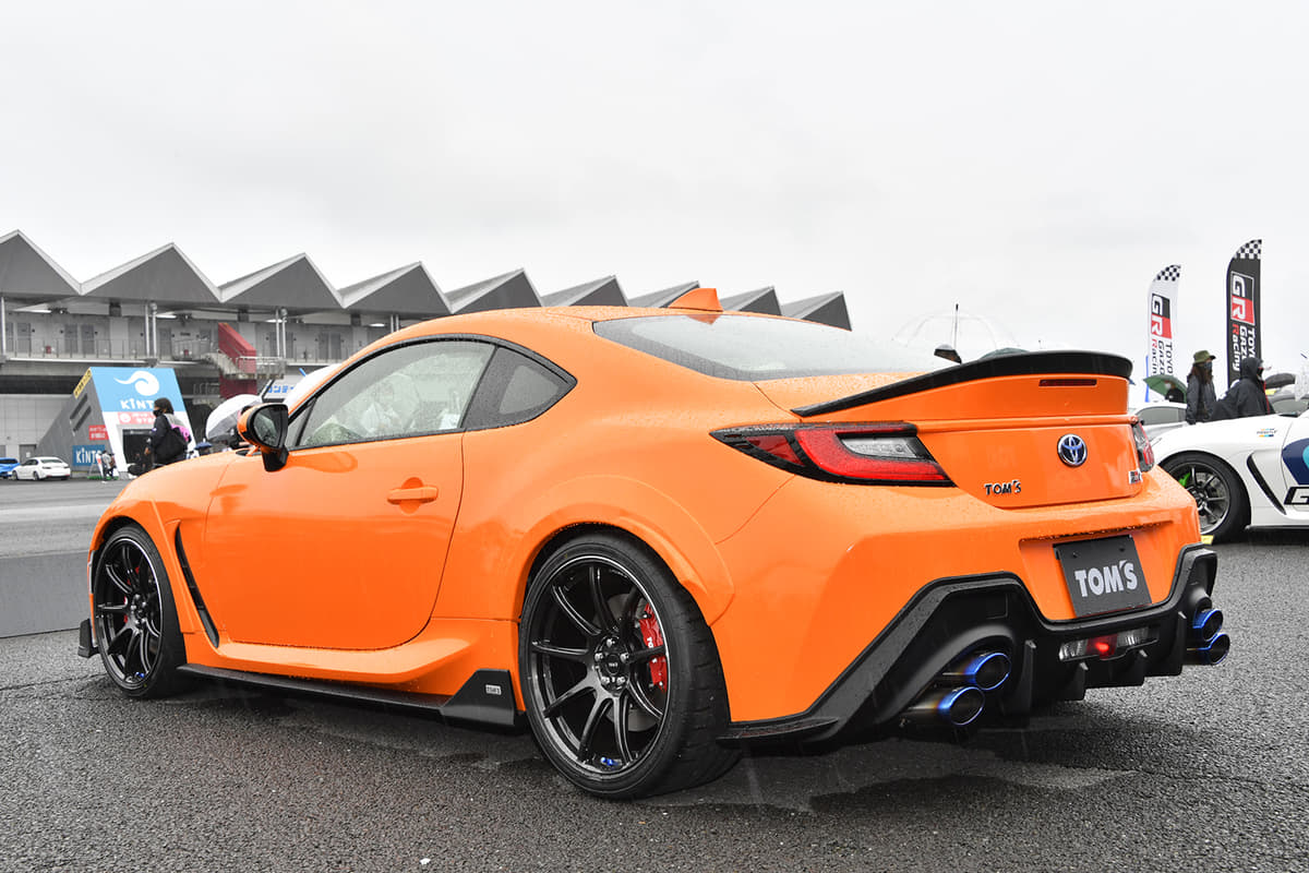 Wide Body R86 TOM'S Racing - Wide Body Kit Toyota GR86 | Royal Body Kits