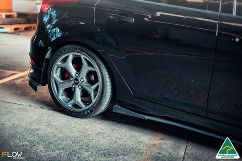 Flow Designs - Side Skirts Ford Focus ST Mk3.5 Side Skirts Diffusers Flow Designs royalty-bespoke.myshopify.com 